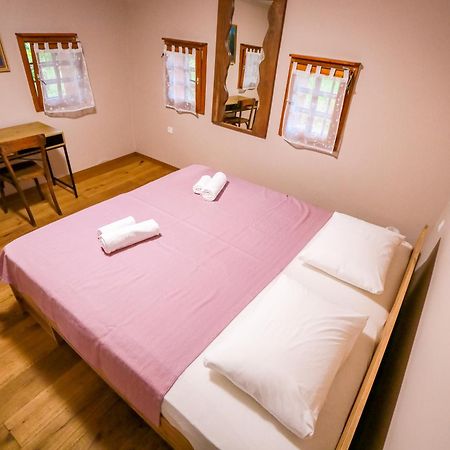 Hostel Strug Makole Kültér fotó