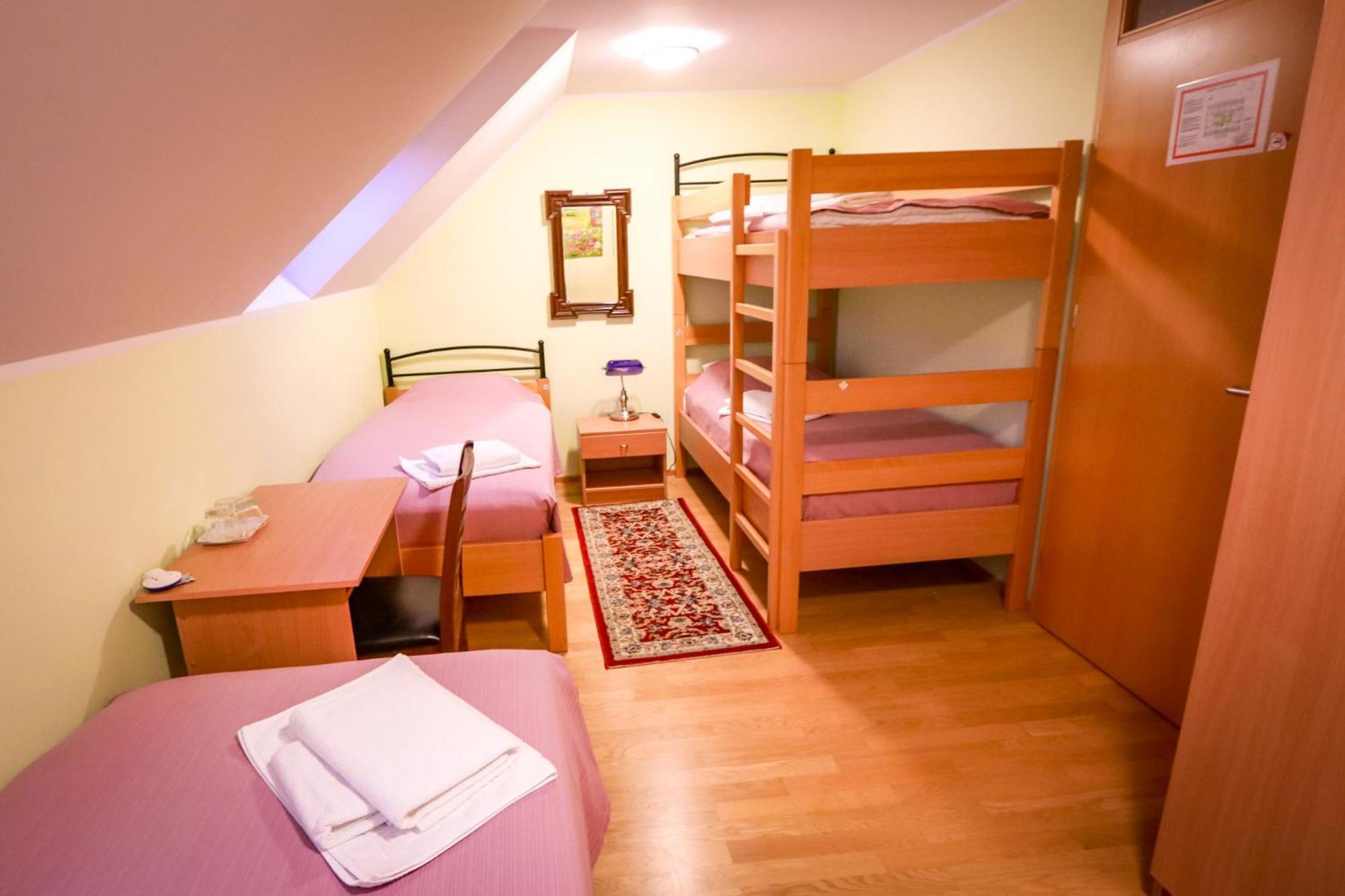 Hostel Strug Makole Kültér fotó