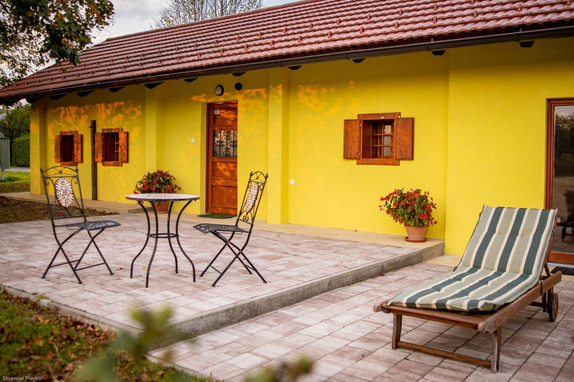 Hostel Strug Makole Kültér fotó