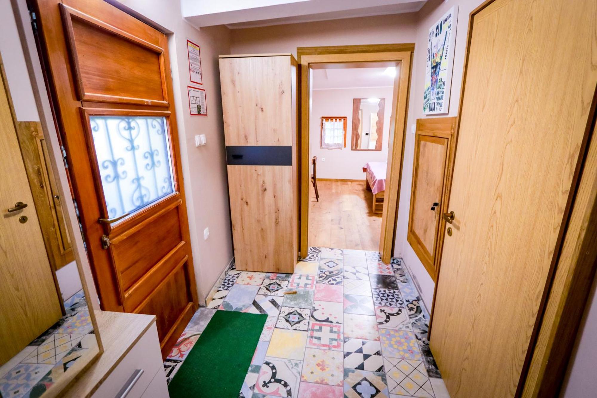 Hostel Strug Makole Kültér fotó