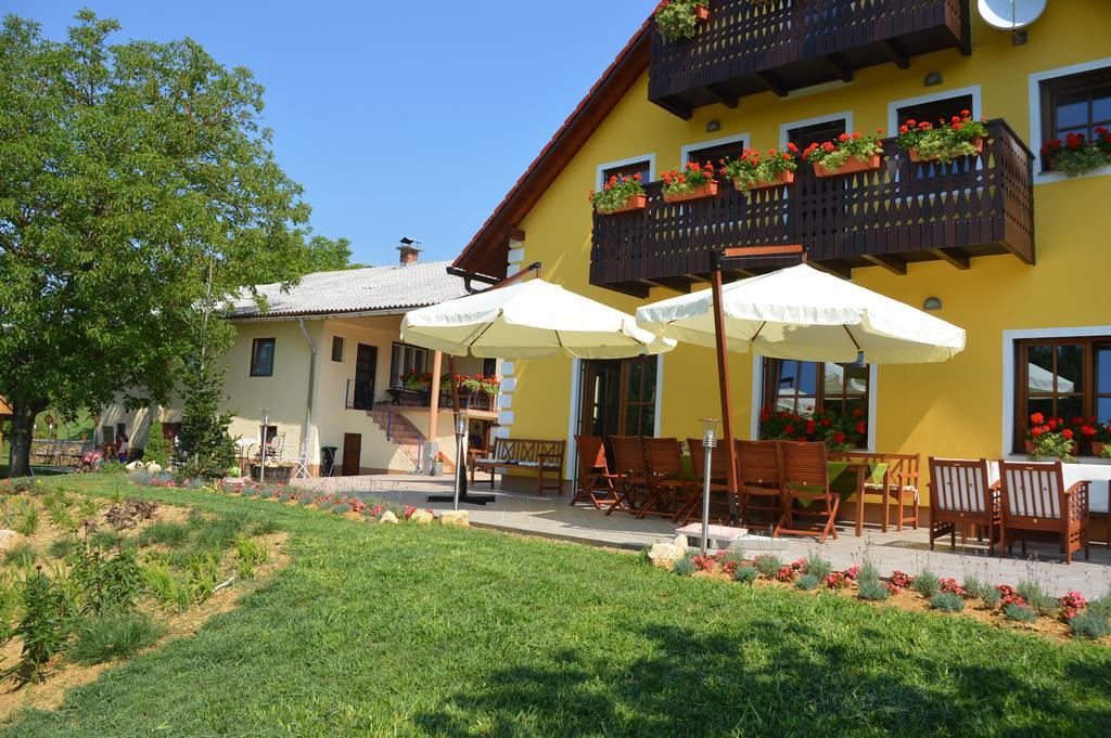 Hostel Strug Makole Kültér fotó