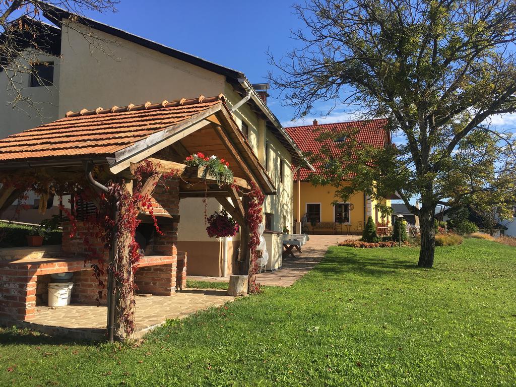 Hostel Strug Makole Kültér fotó